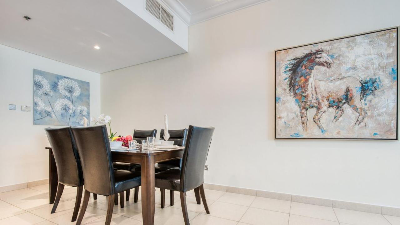Stunning 1 Bedroom Apartment In Down Town Dubai Bagian luar foto